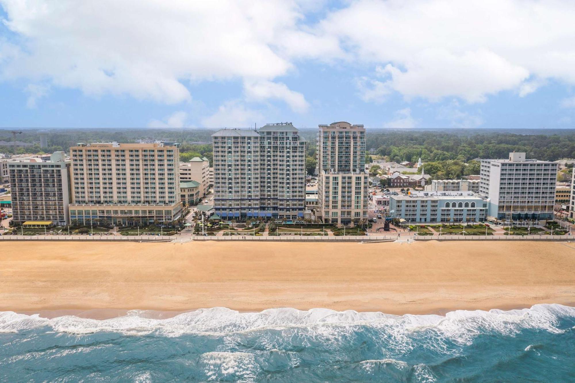 Hilton Vacation Club Oceanaire Virginia Beach Exterior photo